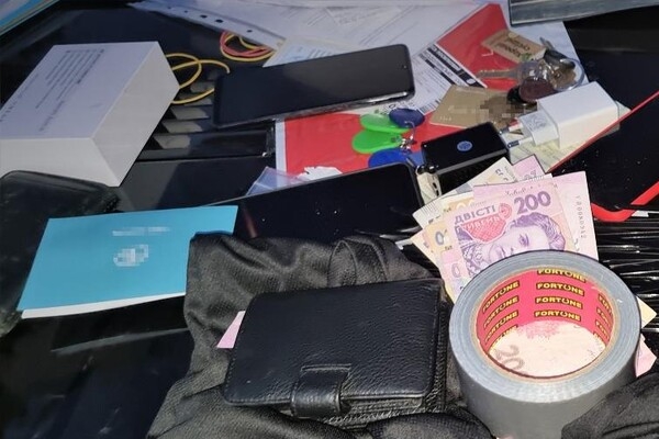 Грабили дома и жестоко избивали хозяев: в Одесской области разоблачили преступную группировку
