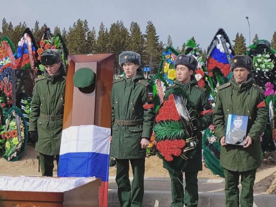Поховали чуже тіло, щоб отримати «гробові»: в росії батьки вирішили нажитися на загибелі сина