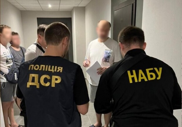 Директору и чиновникам порта "Южный" объявили о подозрении: они выписали себе лишние полтора миллиона 
