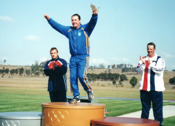 Сьогодні свій 55-річний ювілей відзначає олімпійський чемпіон, володар вічного світового рекорду!