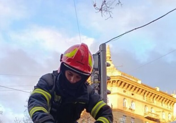 Смертельный пожар и отравление угарным газом: как прошли сутки у одесских спасателей