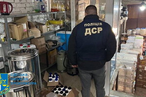 В Одесской области "накрыли" подпольный цех поддельных духов с оборотом на 100 миллионов 