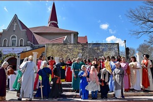 Легионеры и суд над Христом: в Одессе состоялась пасхальная реконструкция