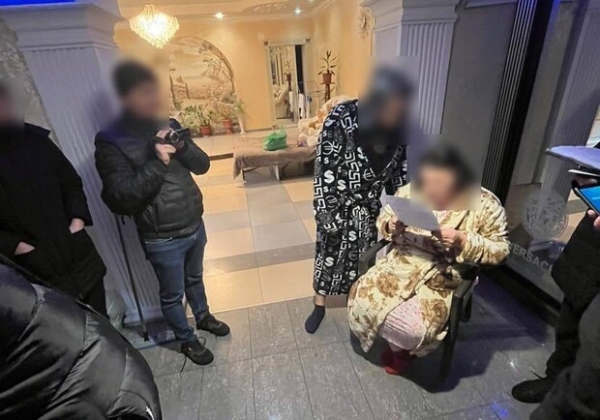 В Одессе будут судить юристов, которые организовали выезд мужчин за границу