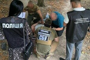 Одессит сговорился с должностными лицами ТЦК и "отмазывал" мужчин за 8000 долларов