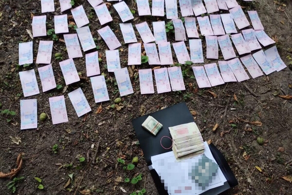Одессит сговорился с должностными лицами ТЦК и "отмазывал" мужчин за 8000 долларов