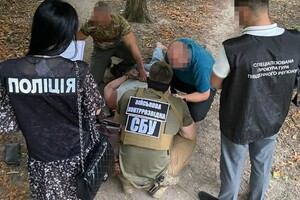 Одессит сговорился с должностными лицами ТЦК и "отмазывал" мужчин за 8000 долларов