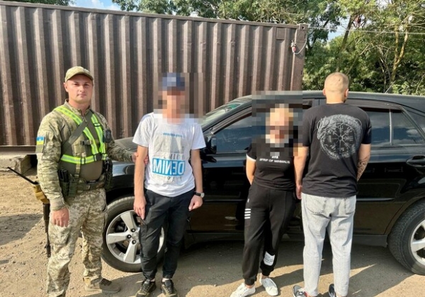 В Одесской области пограничники помешали женщине перевезти уклониста за границу