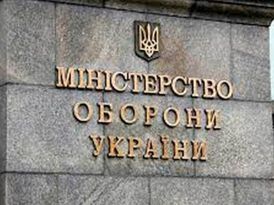 Хто й навіщо «заряджає» суспільство проти Резнікова: експерт про медіаатаки на Міноборони