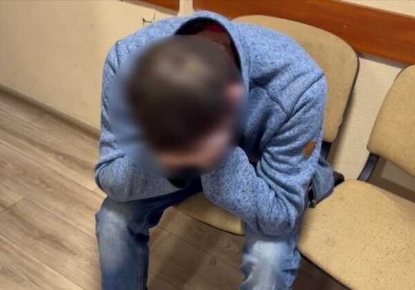 Ворвался на станцию скорой помощи и ударил ножом медработника: в Одессе задержали злоумышленника