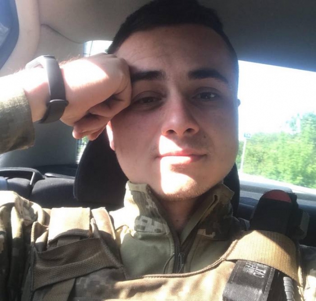 «Ніна та Денис не хотіли відкладати життя на потім. Одружилися, незважаючи на війну і загибель батька»: загинула сім’я захисника, якого поминали в Грозі