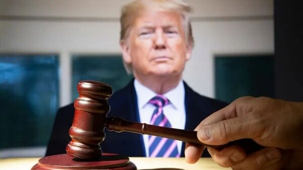 Верховный суд США не спешит спасти Трампа Верховный суд США не спешит спасти Трампа