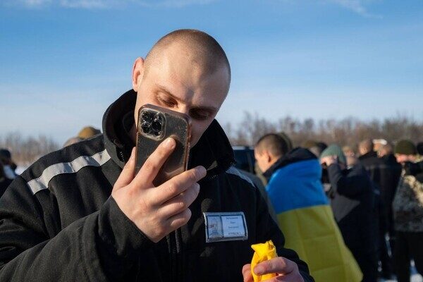 Из российского плена вернулись домой восемь пограничников из Одесской области Из российского плена вернулись домой восемь пограничников из Одесской области