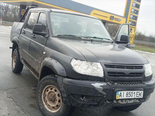 Хотіли «наварити» тисячу доларів на авто для ЗСУ? На Чернігівщині спалахнув скандал через волонтерські кошти