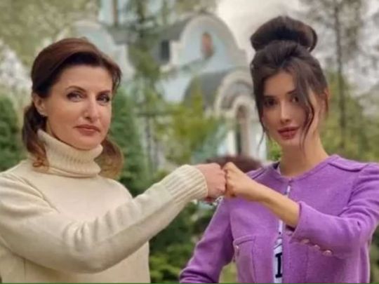 Підлегла Порошенка шокувала Давос, де просили про фіндопомогу Україні, нарядами та «Брабусом» за 2 млн, — експерт