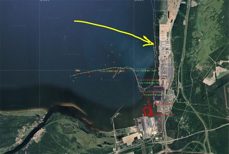 Є&nbsp;чому горіти: експерт пояснив доцільність удару українських БПЛА по&nbsp;газовому терміналу в&nbsp;Усть-Лузі
