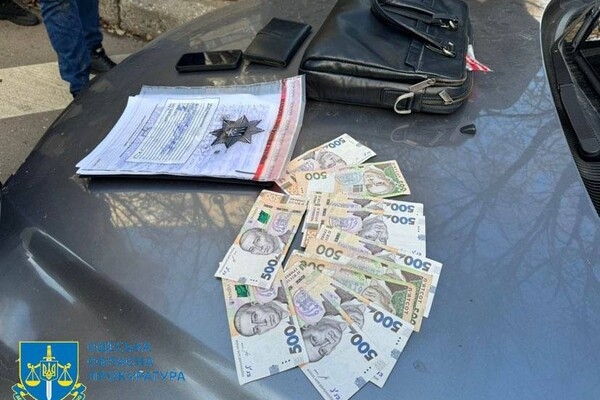 Чиновник коммунального учреждения Одесского горсовета  собирал "дань" с торговцев