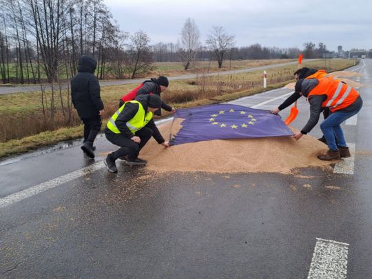 Мобілізувалися польські жінки і оприлюднили звернення до фермерів: про що йдеться