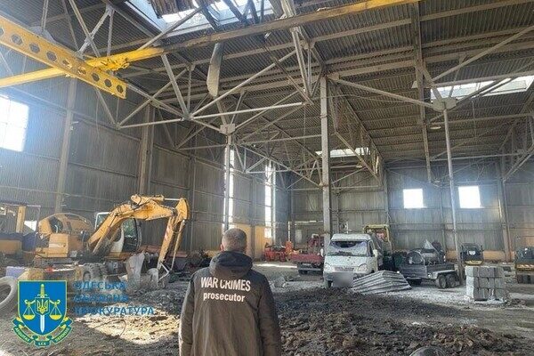 Прокуратура расследует обстрел промышленного объекта в Одесской области Прокуратура расследует обстрел промышленного объекта в Одесской области