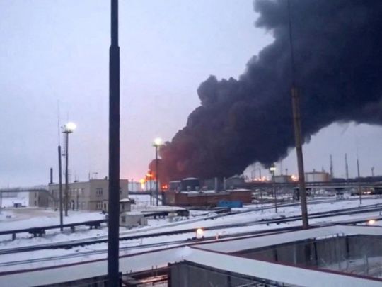 Країна-агресор знову у&nbsp;вогні: в&nbsp;СБУ розповіли про атаку на&nbsp;Слов&rsquo;янський НПЗ у&nbsp;Краснодарському краї