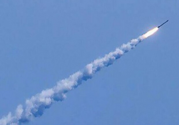 РФ атаковала Одесский район баллистической ракетой: есть погибший
