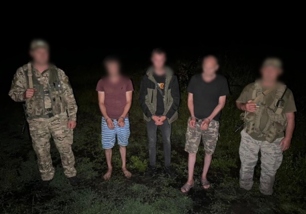 В Одесской области иностранцы пытались переправить 19-летнего украинца за границу: как их накажут