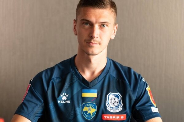 Футбол. Білошевський та Янаков підписали контракти з ФК &laquo;Чорноморець&raquo;