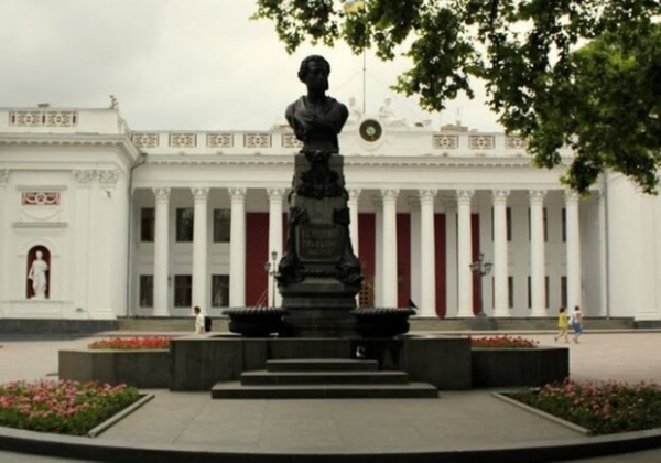 В Одессе снесут памятник Пушкину на Приморском бульваре