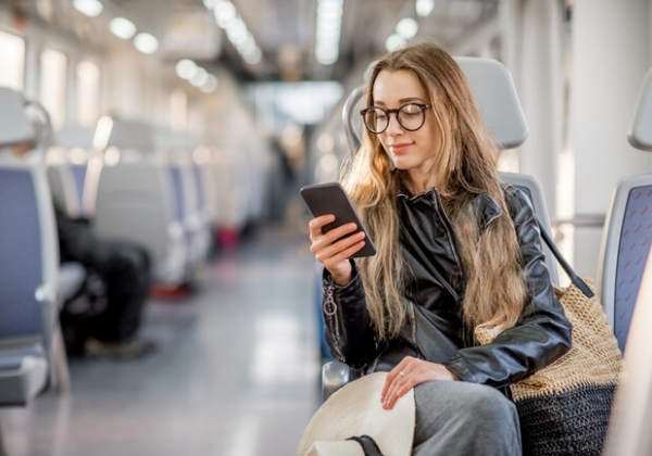 Укрзализныця запускает Wi-Fi в поездах Интерсити: как подключиться