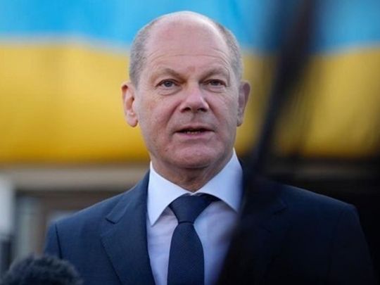 Шольц привіз «подарунки під ялинку» для ЗСУ: до Києва з неоголошеним візитом прибув канцлер Німеччини