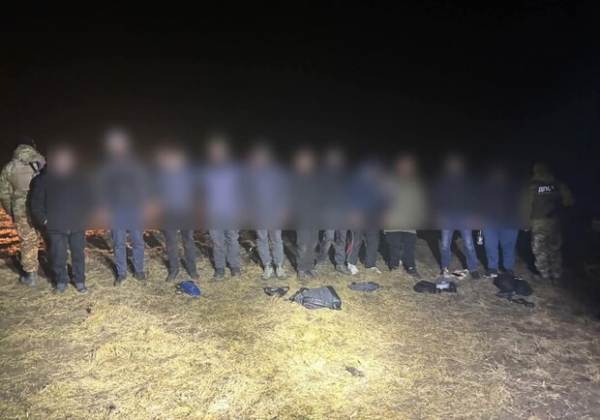 До 10 тысяч долларов за путешествие в Молдову: в Одесской области задержали группу уклонистов