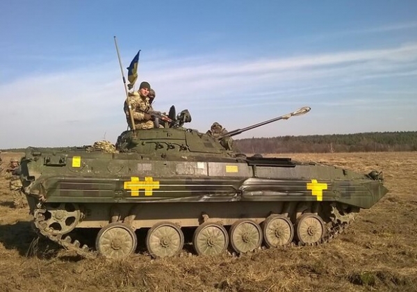 В 28-ю отдельную механизированную бригаду записываются сотни новобранцев