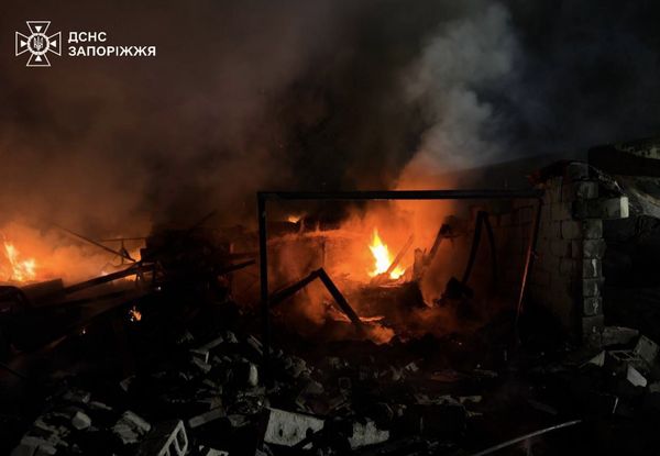 «Посилення тиску на росію та зміцнення санкцій можуть дати дорогу дипломатії» — реакція Зеленського на ворожу атаку на Україну