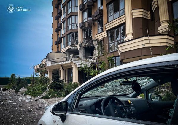 «Посилення тиску на росію та зміцнення санкцій можуть дати дорогу дипломатії» — реакція Зеленського на ворожу атаку на Україну