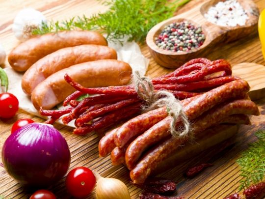 Вони посилюють біль у суглобах і пошкоджують кістки: ці продукти краще викинути з холодильника