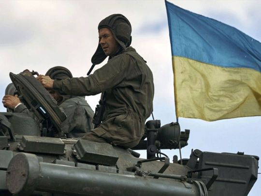 Пріоритетом має бути не&nbsp;повернення територій: парламентарій розповів, на&nbsp;чому зараз повинна зосередитись Україна