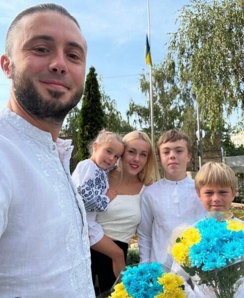 Сил, терпіння й&nbsp;почуття гумору: українські зірки привітали з&nbsp;початком нового навчального року (фото)