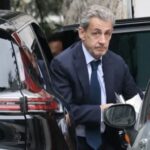 Експрезидент Франції Саркозі сів у в’язницю під оплески (відео)