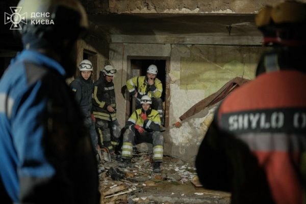 Ніч під завалами: Київ оговтується після нічної атаки рф&nbsp;&mdash; рятувальники витягли з-під руїн 68 людей