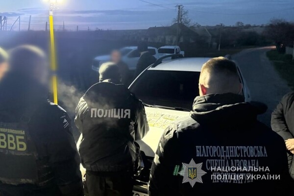Неудачный подкуп: в Одесской области переправщик предлагал взятку пограничнику Неудачный подкуп: в Одесской области переправщик предлагал взятку пограничнику