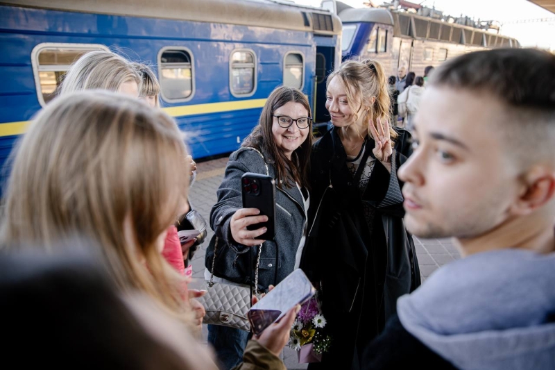 Leleka вирушила підкорювати Євробачення сюрпризом (фото, відео)