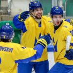 Україна через 20 років сенсаційно повернулася до елітного дивізіону світового хокею: відео неймовірних емоцій