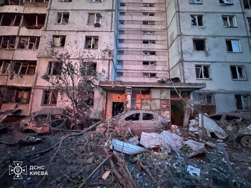 Нічний удар по&nbsp;Києву: десятки поранених, є&nbsp;жертви (фото, відео)
